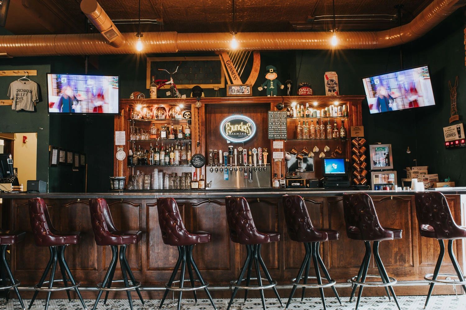 Founders Irish Pub Bar and Grill Bondurant, Iowa